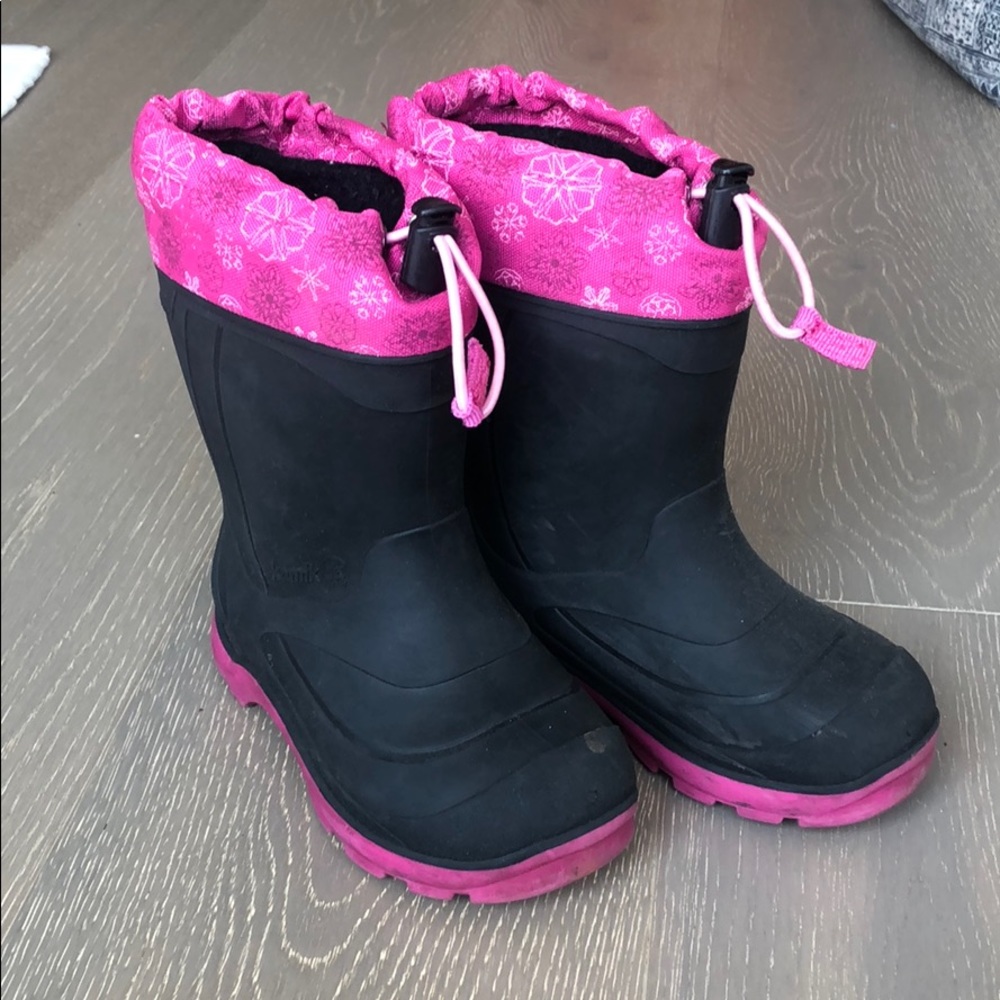 Kamik boot